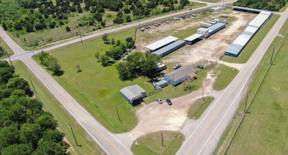 6480/ 6510 Blue Bluff Road, Austin, TX à vendre - Photo de l’immeuble – Image 3 sur 25