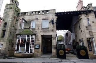 Plus de détails pour 60 King St, Knutsford - Hôtellerie à vendre