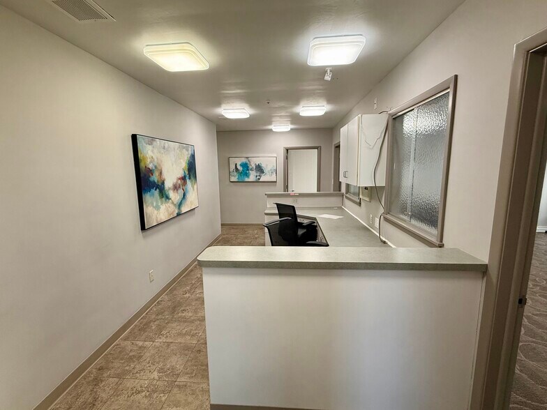 2894 Center Rd, Poland, OH à vendre - Photo de l’immeuble – Image 3 sur 27