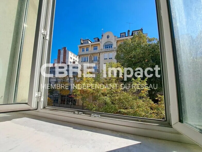 Bureau dans Dijon à louer - Photo de l’immeuble – Image 1 sur 5