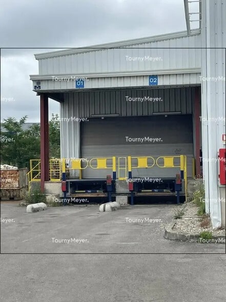 Local d’activités dans Baillargues à louer - Photo de l’immeuble – Image 3 sur 9