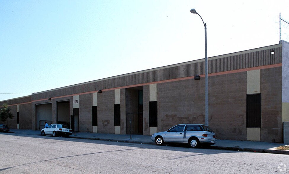 1620 E 22nd St, Los Angeles, CA à louer - Photo principale – Image 1 sur 2