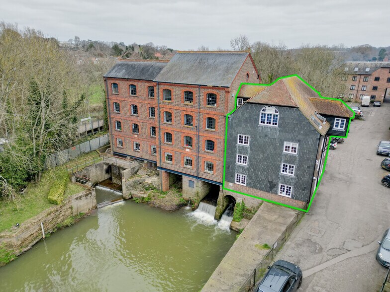 Mill Ln, Uckfield à vendre - Photo principale – Image 1 sur 1