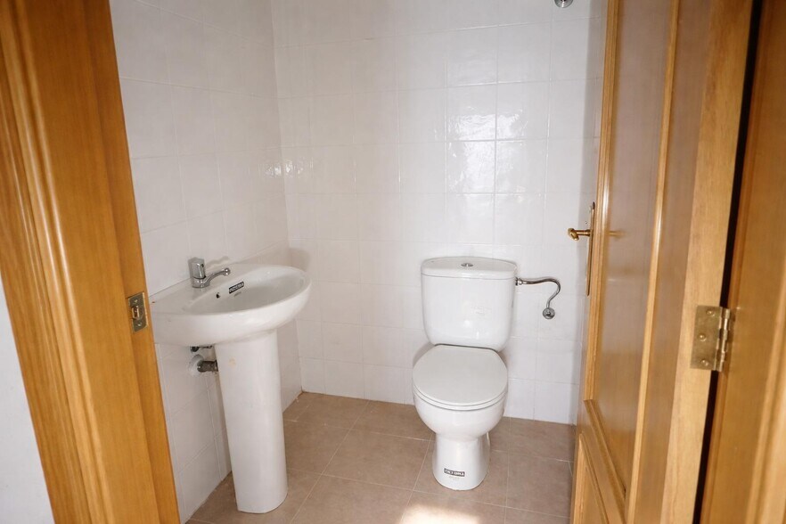 Local commercial dans Algemesí à vendre - Photo intérieure – Image 3 sur 4