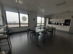 1 ALLEE DE LA PEPINIERE, Dury à louer Photo intérieure– Image 1 sur 2