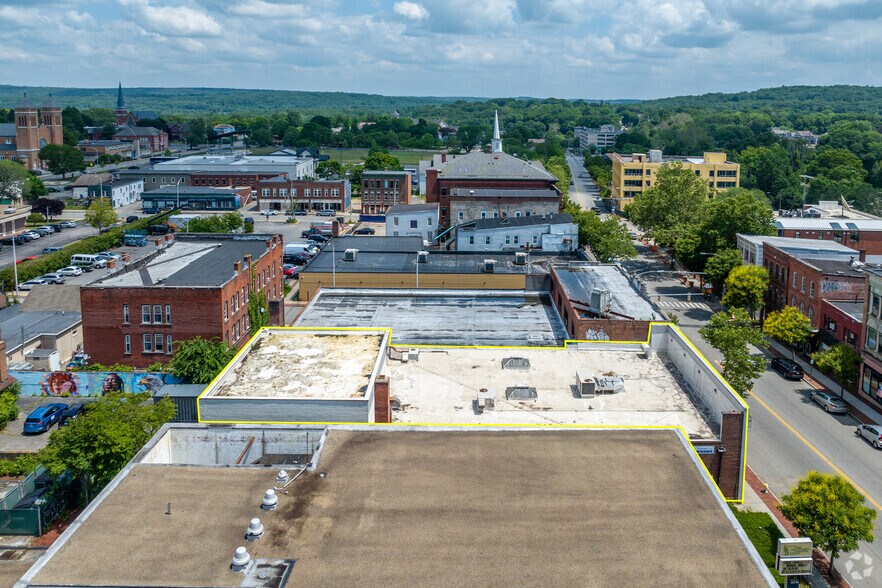 757 Main St, Willimantic, CT à louer - Aérien – Image 3 sur 22