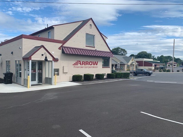 1963 Altamont Ave, Schenectady, NY à vendre - Photo de l’immeuble – Image 2 sur 8