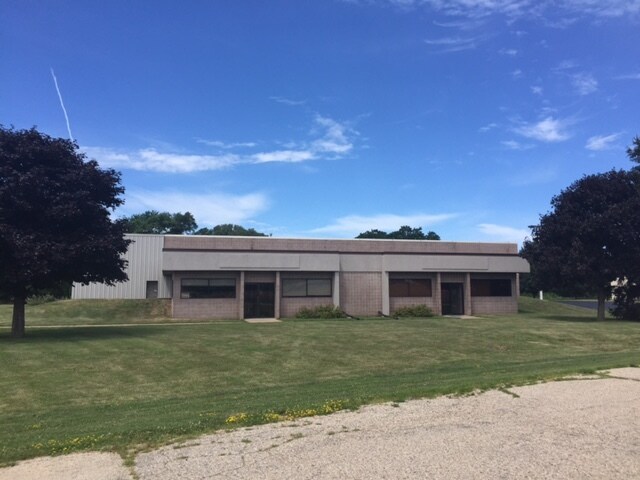 16050 Woodmint Ln, South Beloit, IL à louer - Photo de l’immeuble – Image 2 sur 7