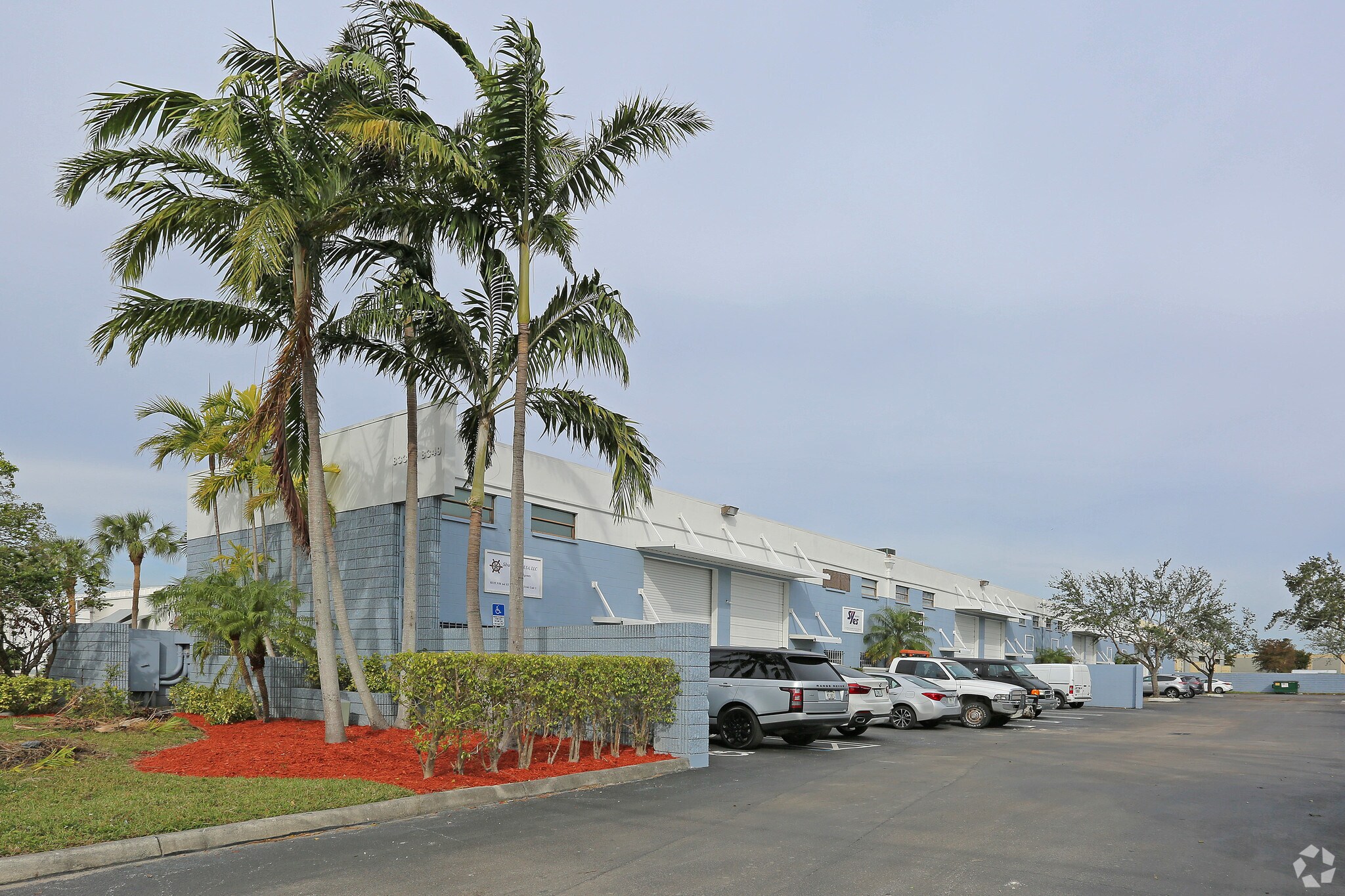 8335-8349 NW 64th St, Miami, FL à vendre Photo principale– Image 1 sur 20