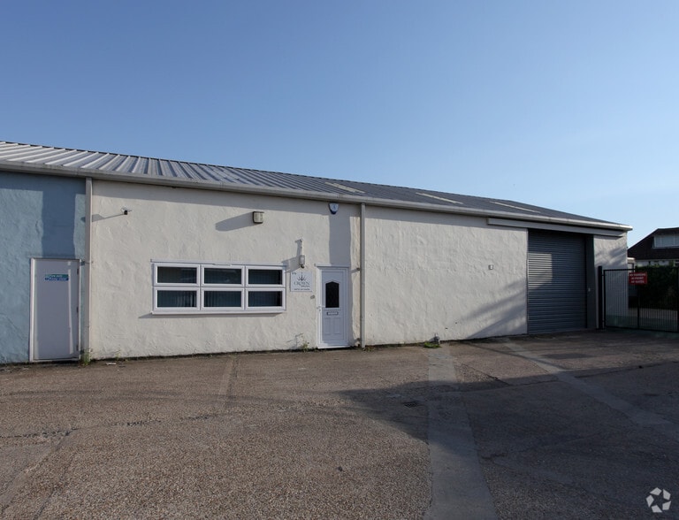 51B Albert Rd N, Reigate à louer - Photo principale – Image 1 sur 5