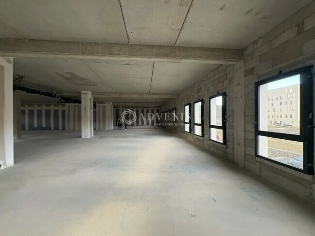 Plus de détails pour Bureau à vendre