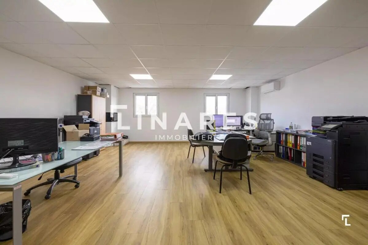 Bureau dans Rognac à louer Photo intérieure– Image 1 sur 8