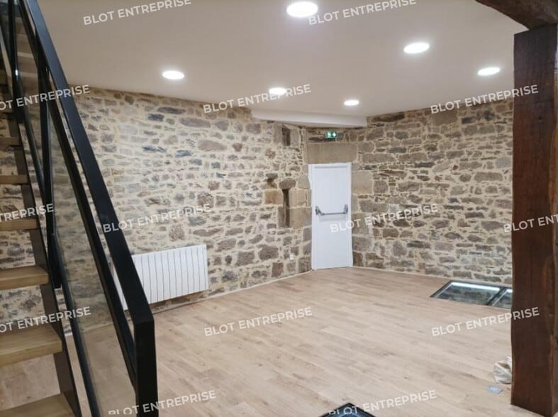 Local commercial dans Vannes à vendre - Photo intérieure – Image 2 sur 5