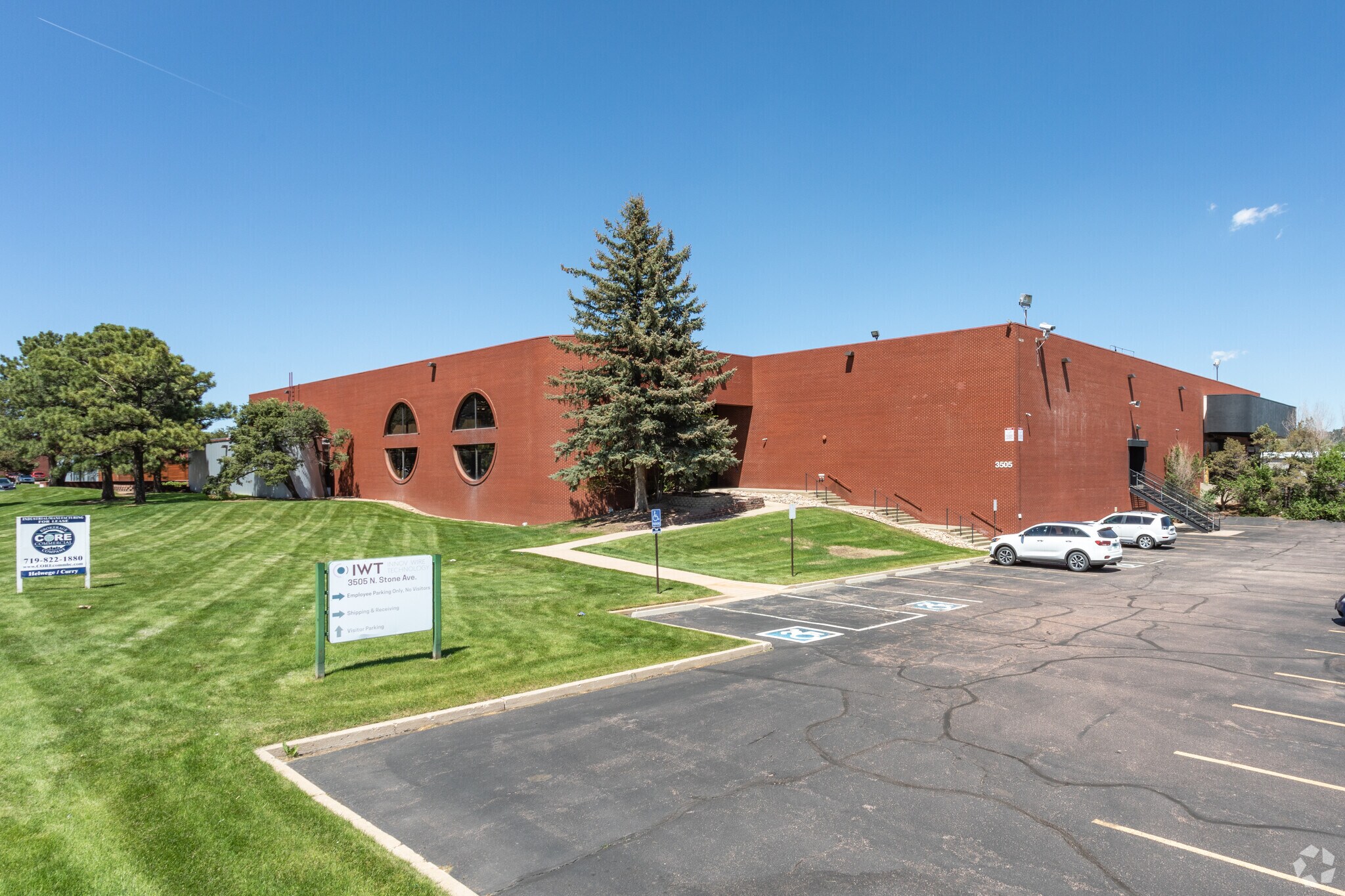 3505-3525 N Stone Ave, Colorado Springs, CO à louer Photo principale– Image 1 sur 8