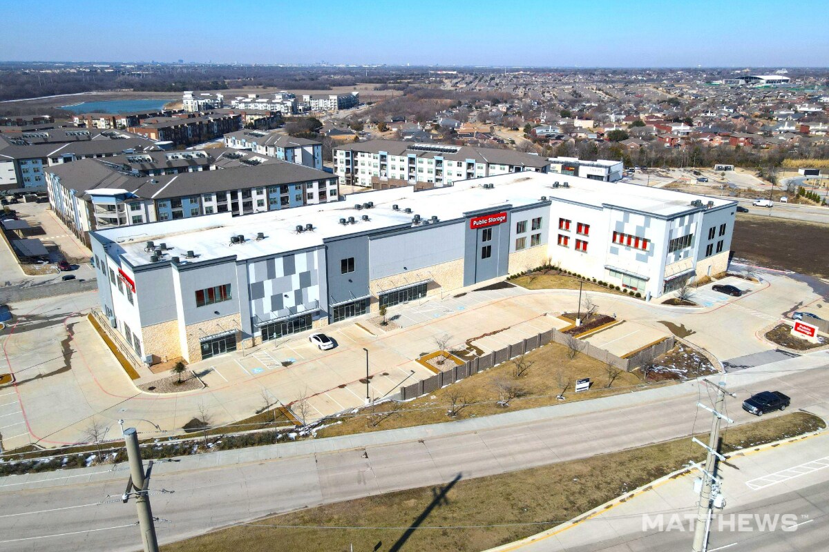 2901 Miles Rd, Sachse, TX à louer Photo principale– Image 1 sur 4