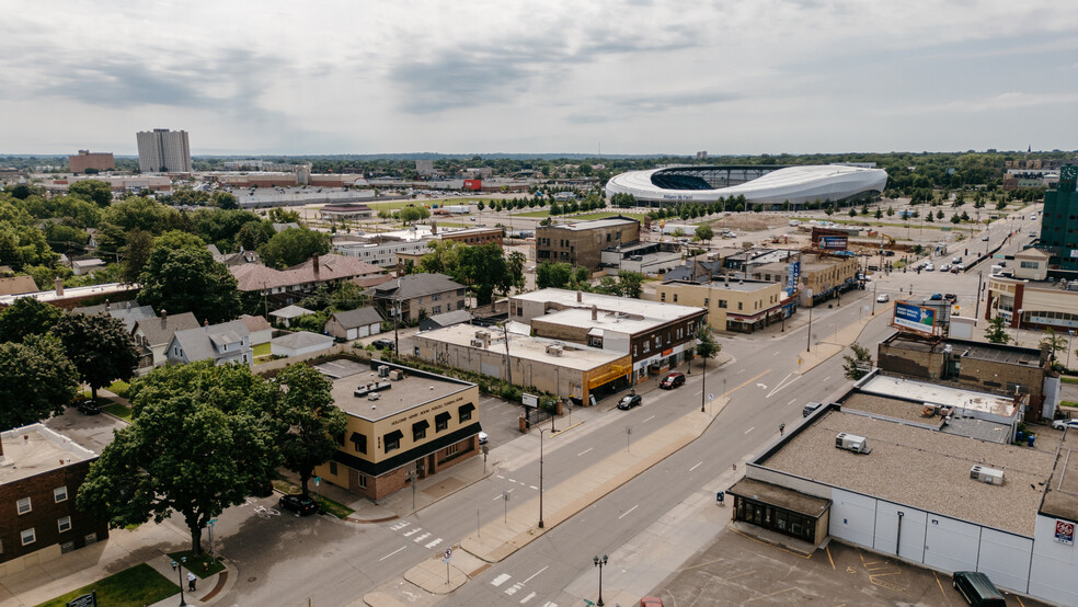 536 N Snelling Ave N, Saint Paul, MN à vendre - Photo de l’immeuble – Image 3 sur 7