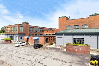 Plus de détails pour 134 Thurbers Ave, Providence, RI - Bureau à louer