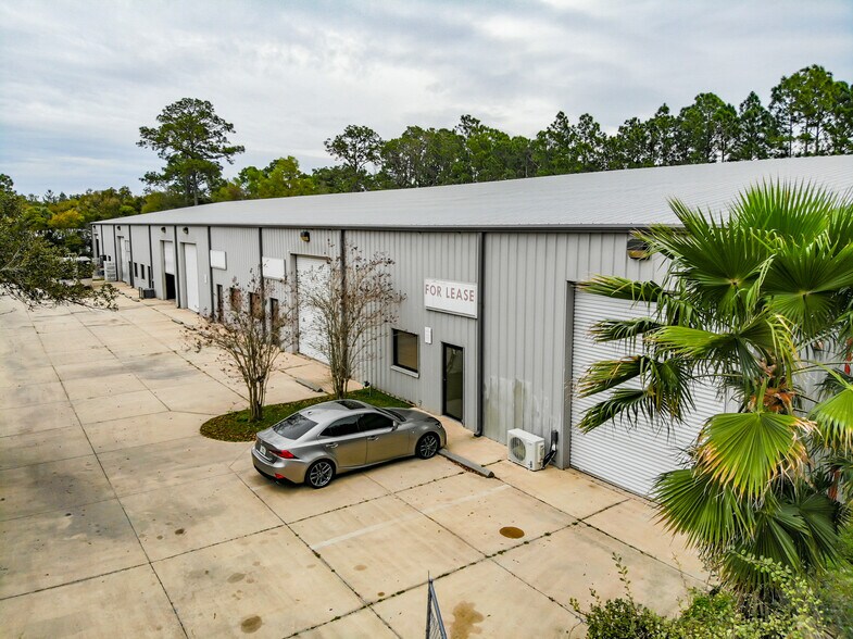 1857 Patterson Ave, Deland, FL à louer - Photo de l’immeuble – Image 3 sur 51
