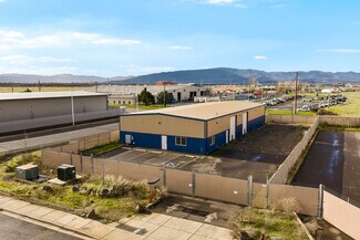 Plus de détails pour 111 Trout Way, White City, OR - Industriel/Logistique à vendre