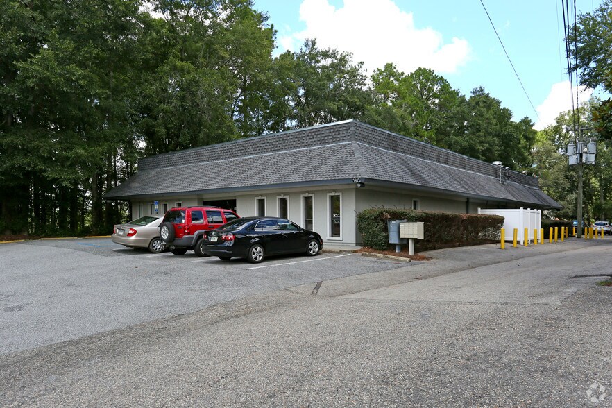 1925 Capital Cir NE, Tallahassee, FL à louer - Photo de l’immeuble – Image 2 sur 9