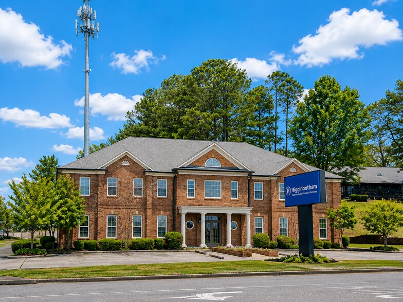999 Rocket Way, Gardendale, AL à vendre - Photo de l’immeuble – Image 1 sur 6