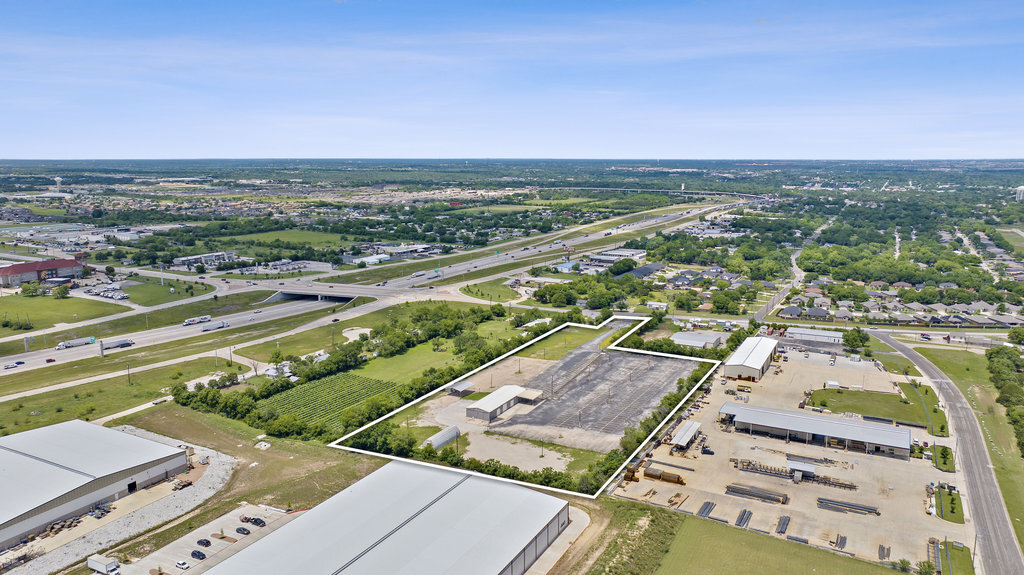 212 E Loop 121, Belton, TX à louer Photo de l’immeuble– Image 1 sur 12