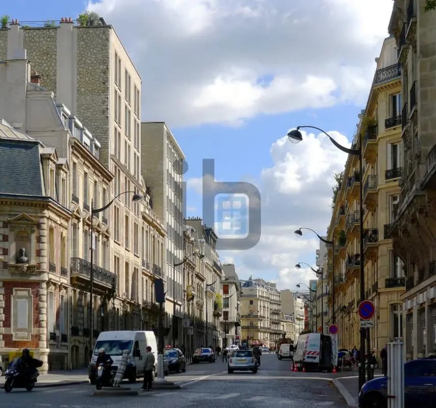 Local commercial dans Paris à louer Photo de l’immeuble– Image 1 sur 2
