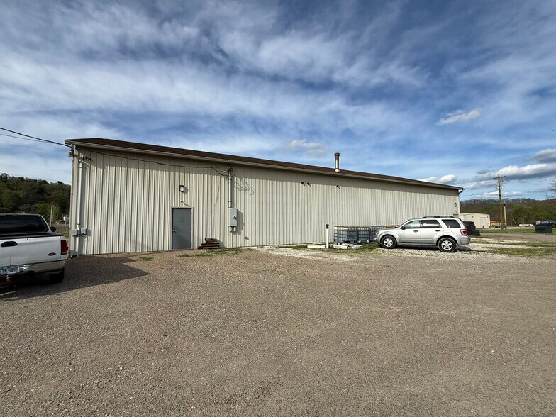 1 Dennison Yard Cir, Dennison, OH à vendre - Photo de l’immeuble – Image 2 sur 13