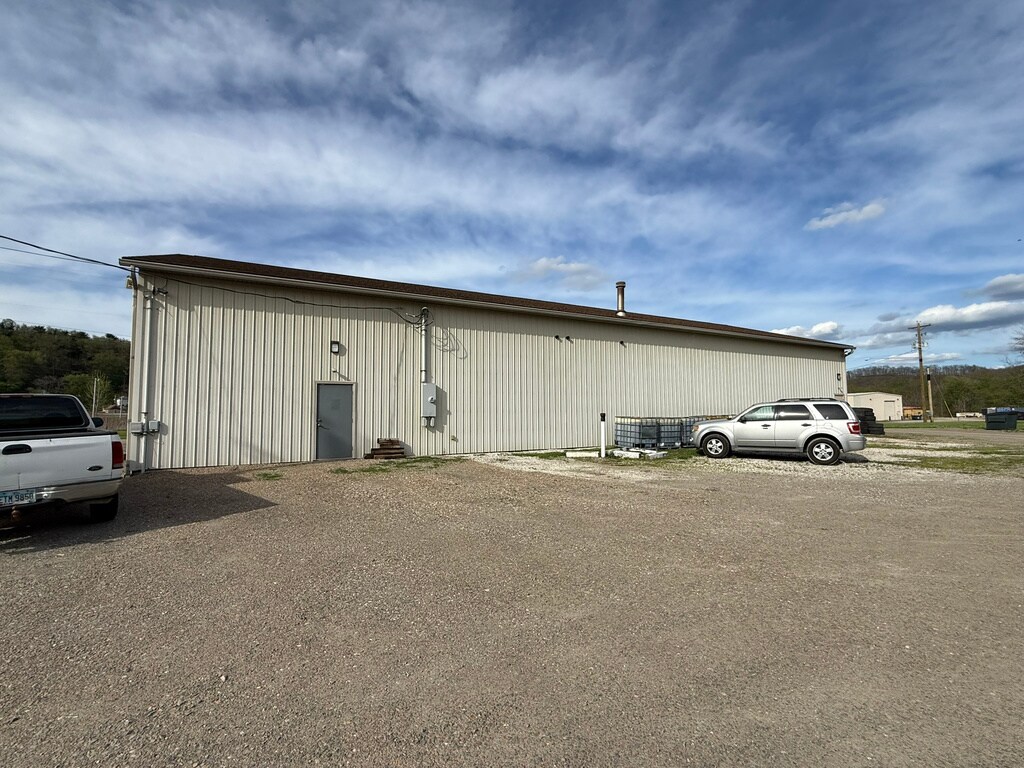 1 Dennison Yard Cir, Dennison, OH à vendre Photo de l’immeuble– Image 1 sur 14