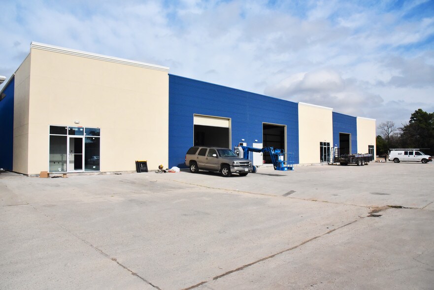 12604 HAYNES ROAD, BUILDING 1 & 2 portefeuille de 2 biens à vendre sur LoopNet.fr - Photo principale – Image 2 sur 2