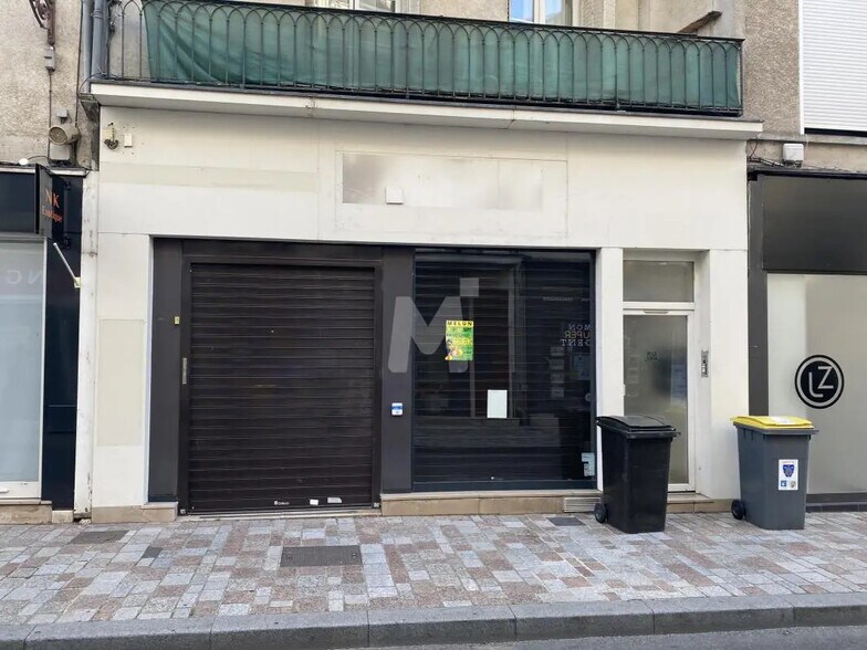 Local commercial dans Melun à louer - Photo de l’immeuble – Image 1 sur 6