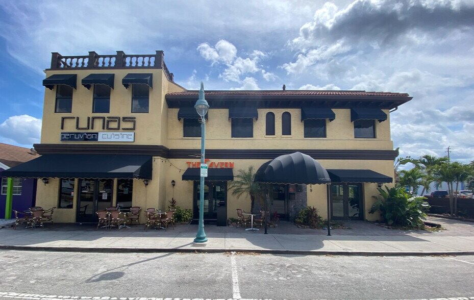 219 N 21st Ave, Hollywood, FL à vendre - Photo de l’immeuble – Image 2 sur 39