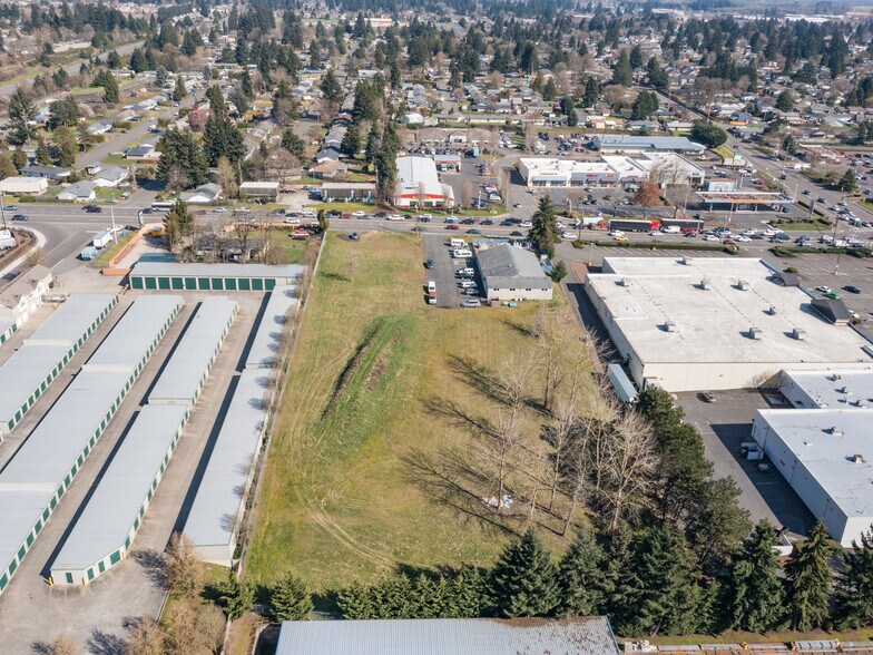 7806 NE 117th Ave, Vancouver, WA à vendre - Photo de l’immeuble – Image 2 sur 5