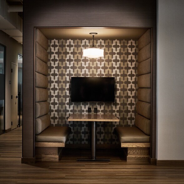 9002 Six Pines Dr, Shenandoah, TX à louer - Photo intérieure – Image 3 sur 17