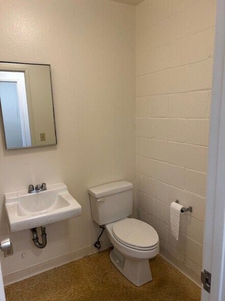 7400 El Cajon Blvd, La Mesa, CA à louer - Photo de l’immeuble – Image 2 sur 8