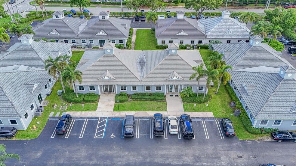 20810-20818 W Dixie Hwy, Miami, FL à vendre - Photo de l’immeuble – Image 2 sur 35