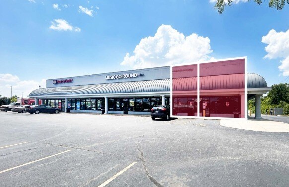 1051-1083 Regency Pky, Saint Charles, MO à louer - Photo de l’immeuble – Image 1 sur 6