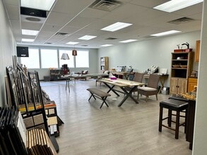 4311 Sara Rd SE, Albuquerque, NM à vendre Photo intérieure– Image 1 sur 3