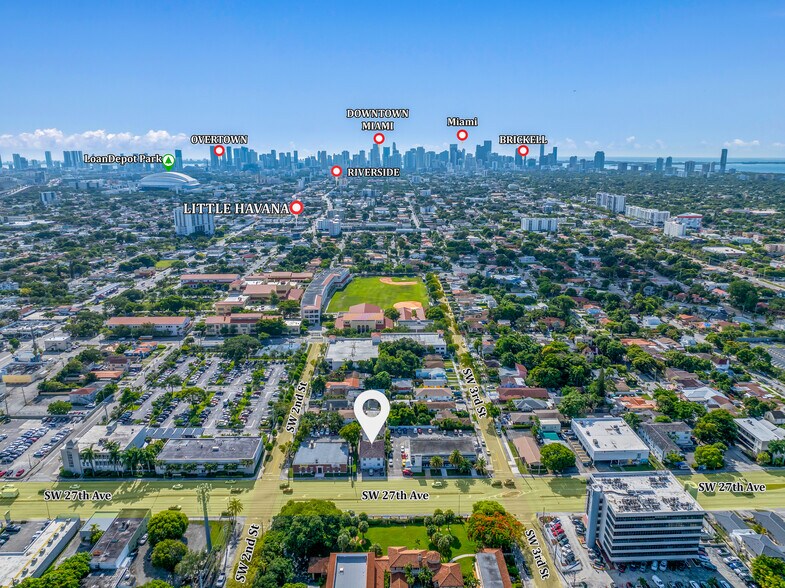 Flagami Covered-land Play /Portfolio portefeuille de 4 biens à vendre sur LoopNet.fr - Photo de l’immeuble – Image 1 sur 14