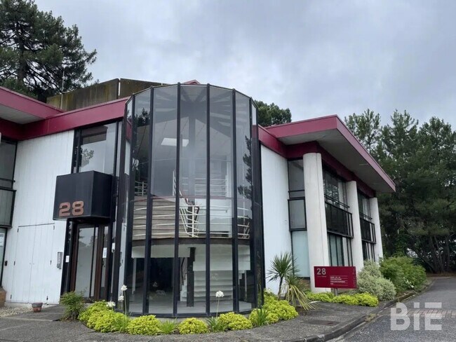 Plus de détails pour Bureau à louer