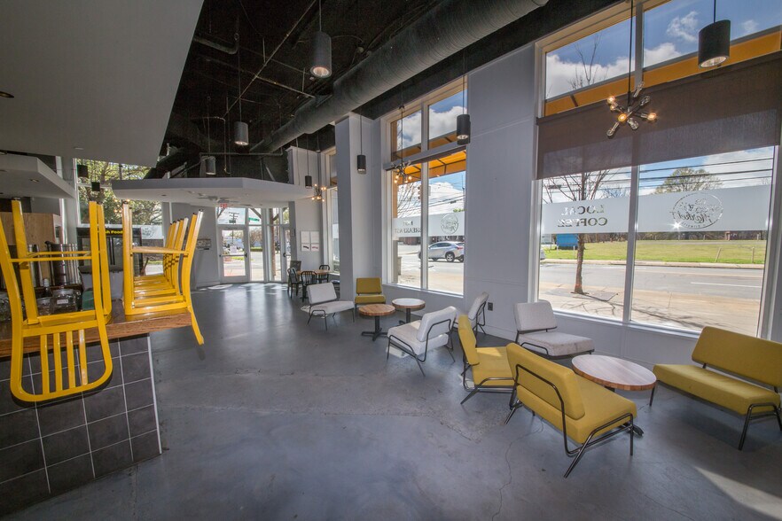 1315 East Blvd, Charlotte, NC à louer - Photo intérieure – Image 2 sur 9