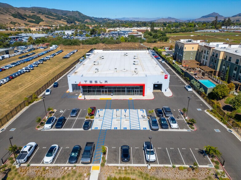 1381 Calle Joaquin, San Luis Obispo, CA à vendre - Photo de l’immeuble – Image 2 sur 4
