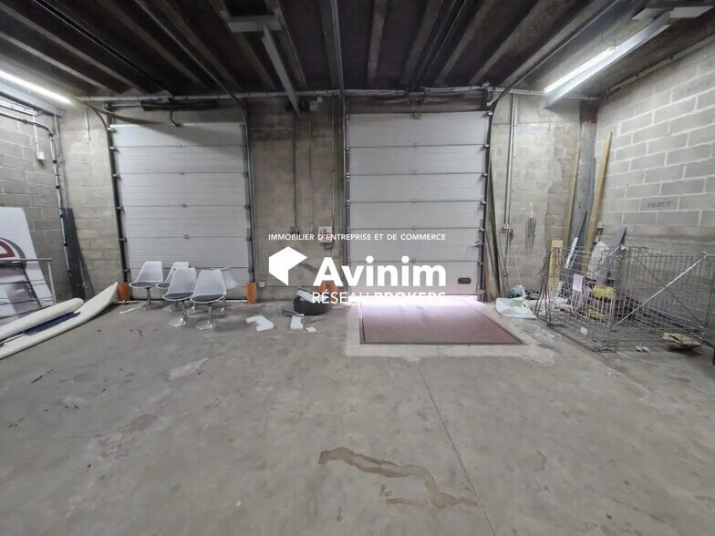 Industriel/Logistique dans Louvres à louer - Photo de l’immeuble – Image 3 sur 9