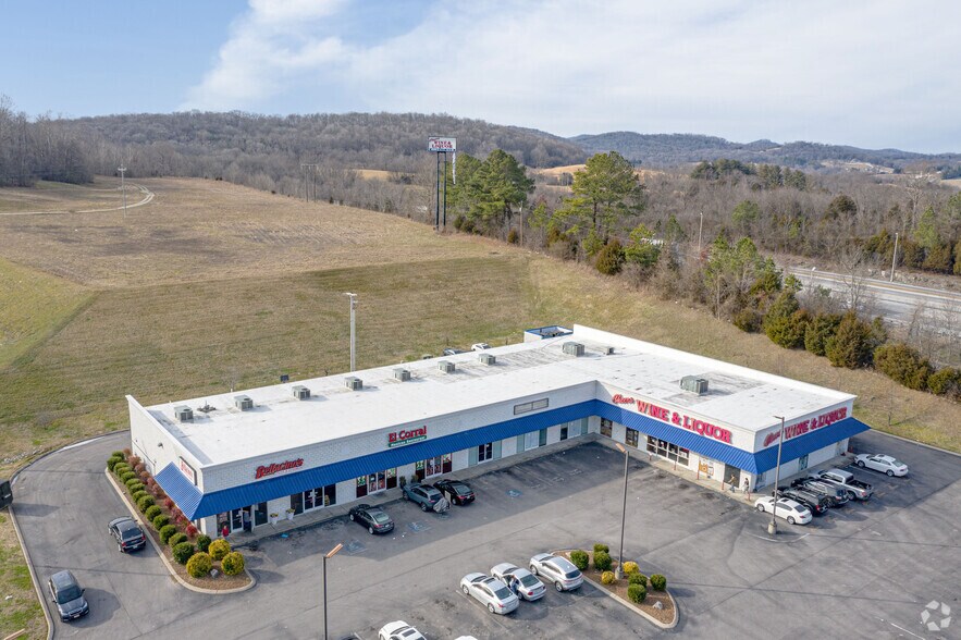 112 Bradford Blvd, Gordonsville, TN à louer - Photo de l’immeuble – Image 2 sur 2