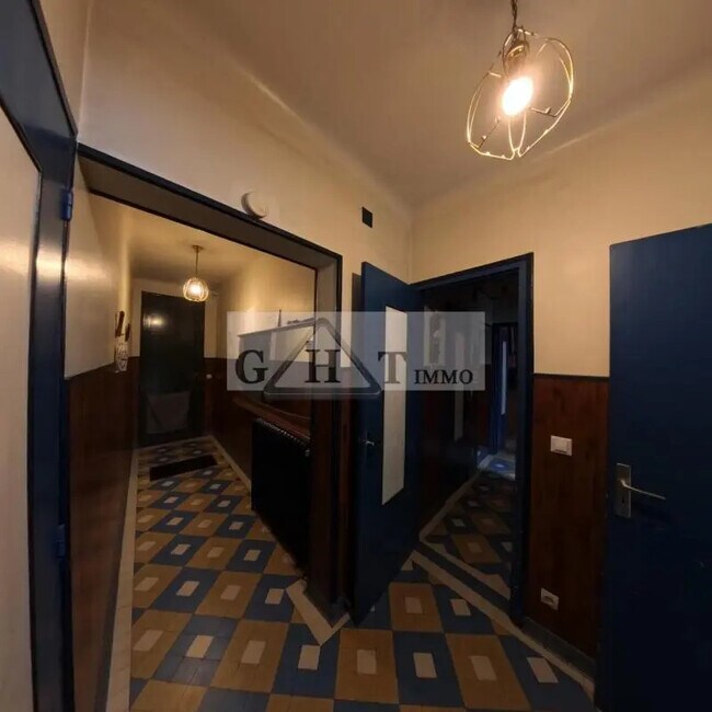 Plus de détails pour Local commercial à vendre