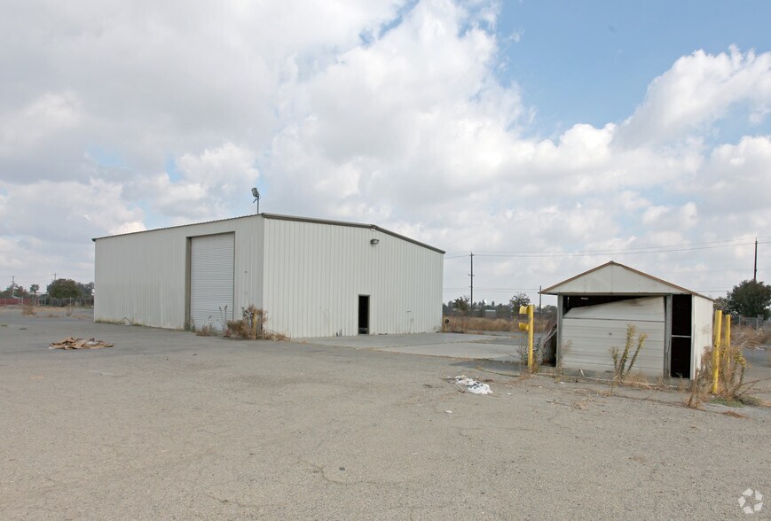 11280 10 1/2 Ave, Hanford, CA à vendre - Photo de l’immeuble – Image 3 sur 20