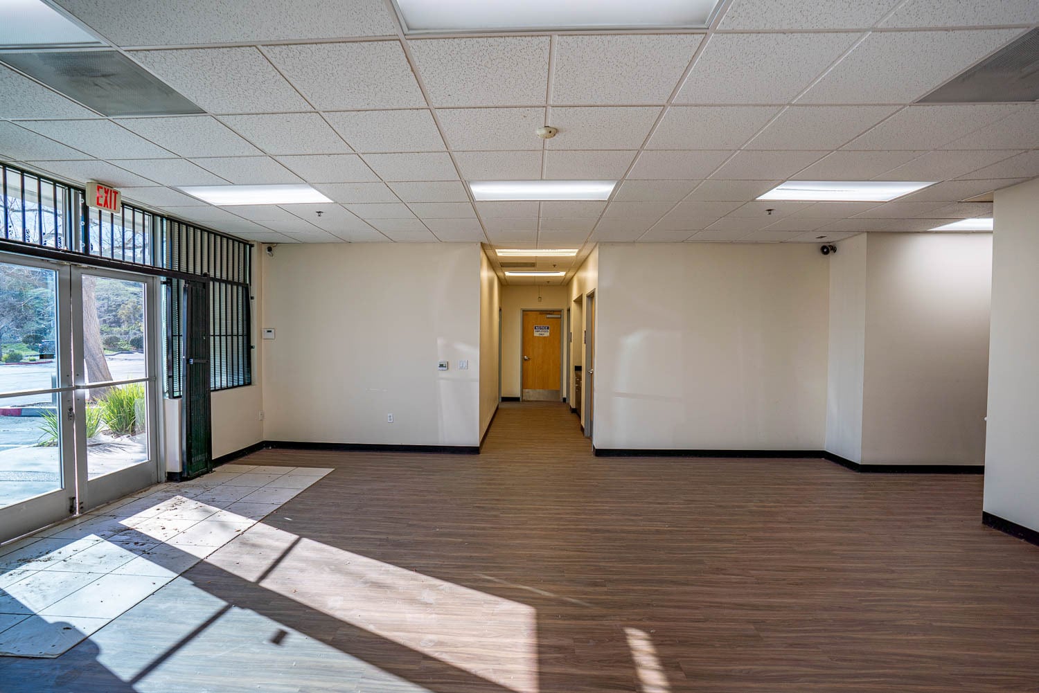 28875 Industry Dr, Valencia, CA à louer Photo intérieure– Image 1 sur 21