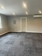 750 Fort Salonga Rd, Northport, NY à louer Photo intérieure– Image 2 sur 3