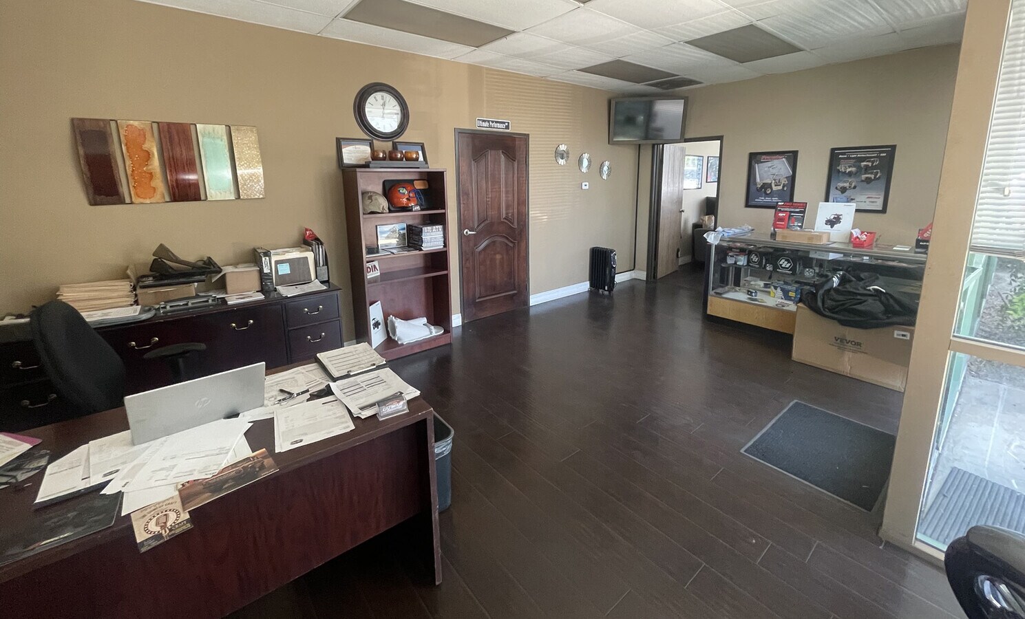 570-571 Central Ave, Lake Elsinore, CA 92530 - Lot 570-A -  - Photo intérieure - Image 2 of 2