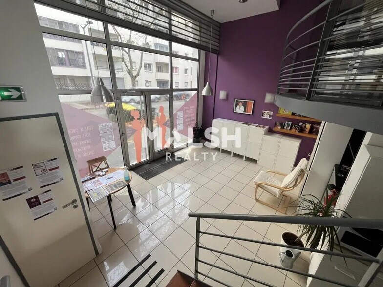 Bureau dans Lyon à vendre - Photo de l’immeuble – Image 1 sur 15